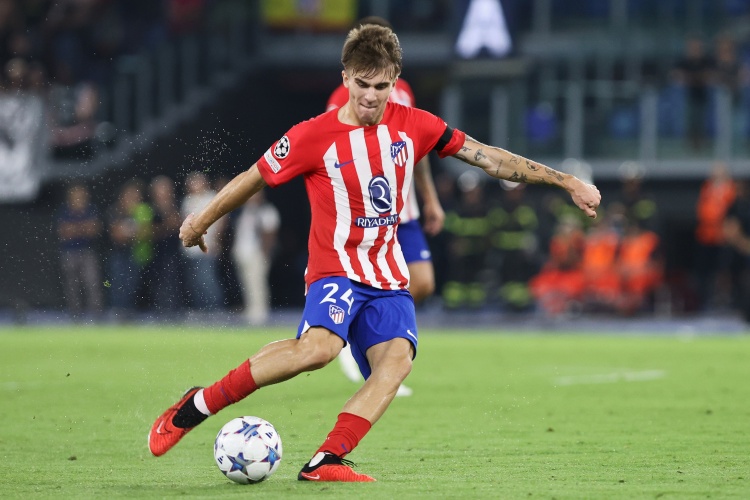 半岛体育-马竞官方：巴里奥斯因肌肉不适被换下，将接受检查确定严重程度