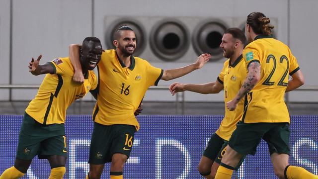 半岛体育下载-澳洲总结：3比0靠团队也靠个人 艾克森完全被限制